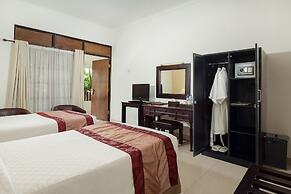 Sarinande Hotel