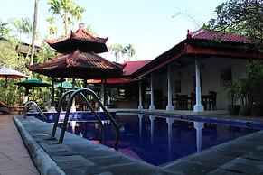 Sarinande Hotel