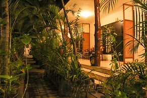 Sarinande Hotel