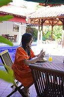 Sarinande Hotel