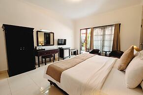 Sarinande Hotel