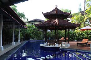Sarinande Hotel