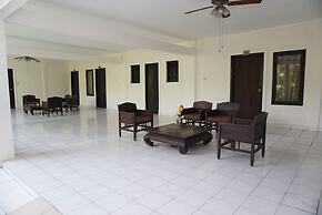 Sarinande Hotel