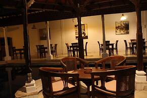 Sarinande Hotel