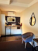 Bidgee Motor Inn