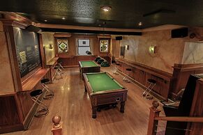 The Heritage Hotel