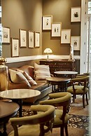 Hotel B
