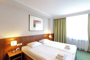 Hit Hotel