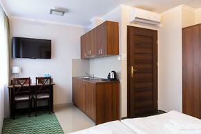 Hit Hotel