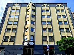 Hit Hotel