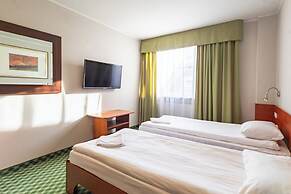 Hit Hotel