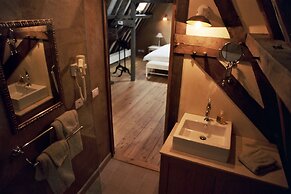 1669 Bed & Breakfast