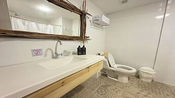 Hotel Blue Cove by On vacation