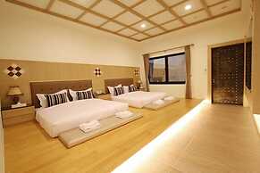 Lan Hai Inn
