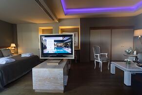 Alasia Hotel