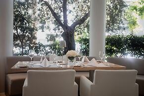 Alasia Hotel