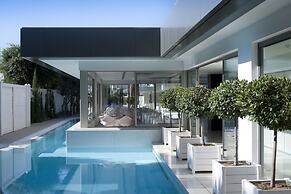 Alasia Hotel