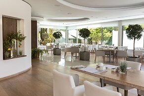 Alasia Hotel