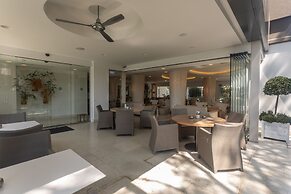 Alasia Hotel