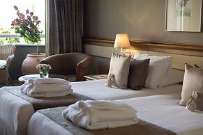 Alasia Hotel