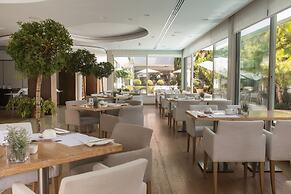 Alasia Hotel