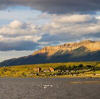 Weskar Patagonian Lodge