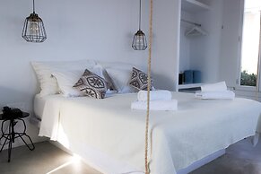Mykonos Pantheon