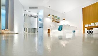 Mykonos Pantheon
