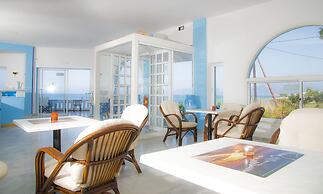 Arlen Beach Hotel