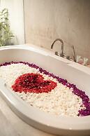 Mahagiri Villas & Spa Dreamland