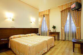 Hostal Sil & Serranos