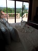Baan Dork Bua Villa