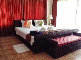 Baan Dork Bua Villa