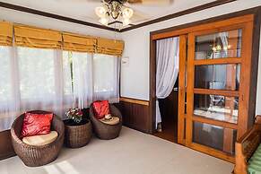 Coco Palm Beach Resort
