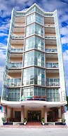 Silver Mounts Hotel