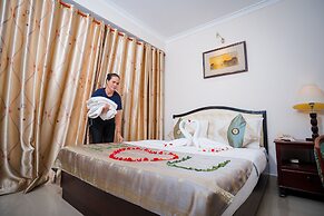Silver Mounts Hotel