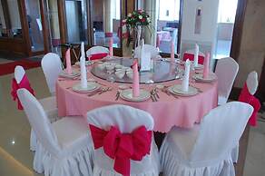 A&A Plaza Hotel