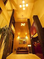 Hotel Allamanda