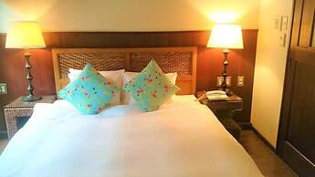 Hotel Allamanda