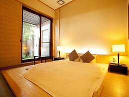 Hotel Allamanda