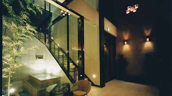 Hotel Allamanda