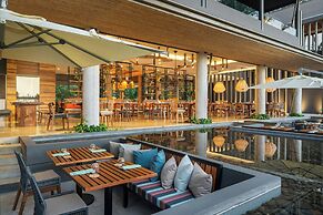 El Mangroove Papagayo, Autograph Collection
