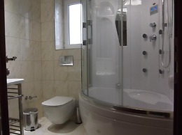 Mariana Hotel