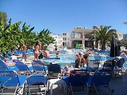 Mariana Hotel