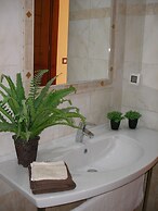 Mariana Hotel