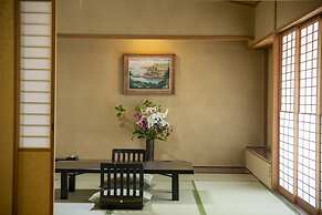 Hotel Miyarikyu