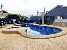 Addison Motor Inn