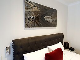 Addison Motor Inn