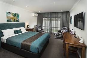 Addison Motor Inn