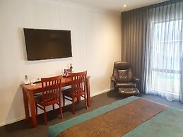 Addison Motor Inn